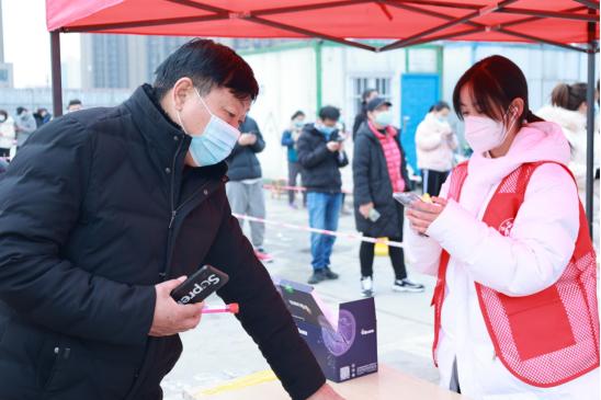 党旗一线高飘扬 党员抗疫显担当—郑州博大医院抗疫志愿小组再出发!